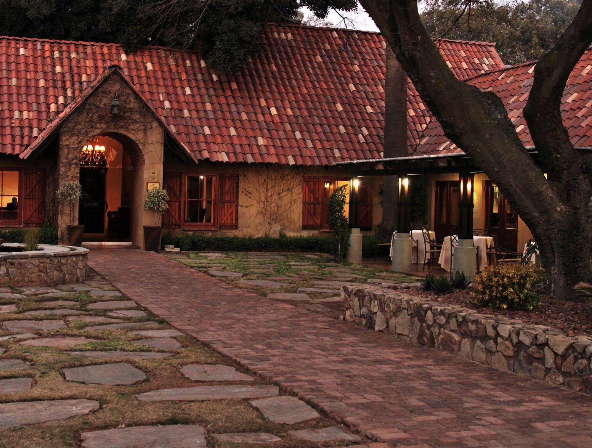Lombardy Boutique Hotel & Conference Venue Pretoria-Noord Exterior foto